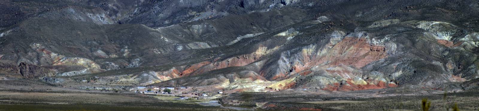photo panoramique d'argentine: village de paicone