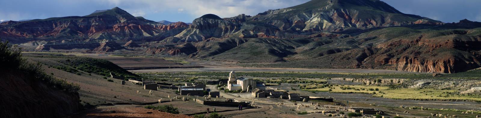 photo panoramique d'argentine: san juan de oro