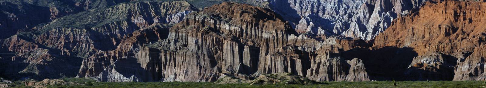 photo panoramique d'argentine: quebrada de las conchas