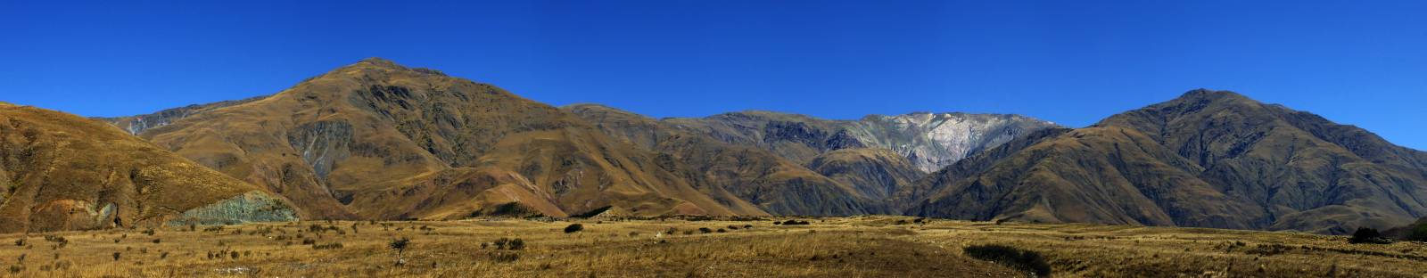 photo panoramique d'argentine: quebrada de humahuaca