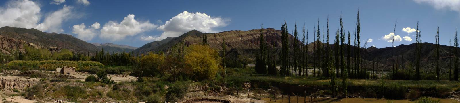 photo panoramique d'argentine: quebrada de humahuaca