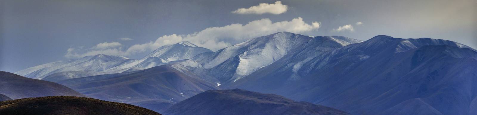 photo panoramique d'argentine: quebrada de humahuaca