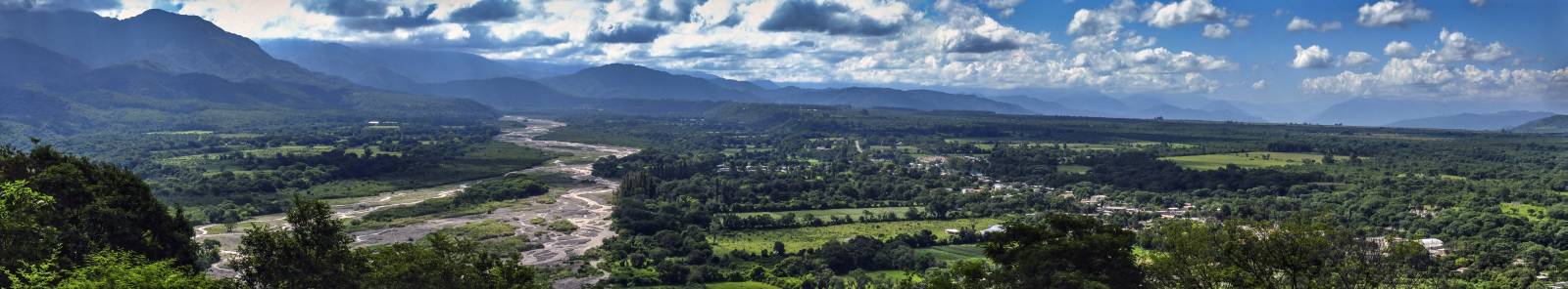 photo panoramique d'argentine: yungas